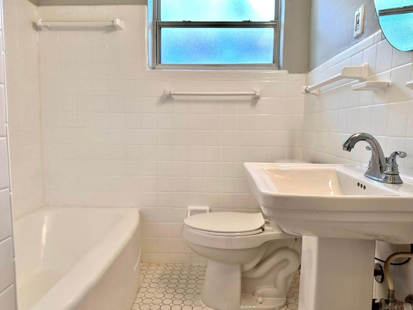 Image 7 of 9 For 2510 Boyd Avenue B