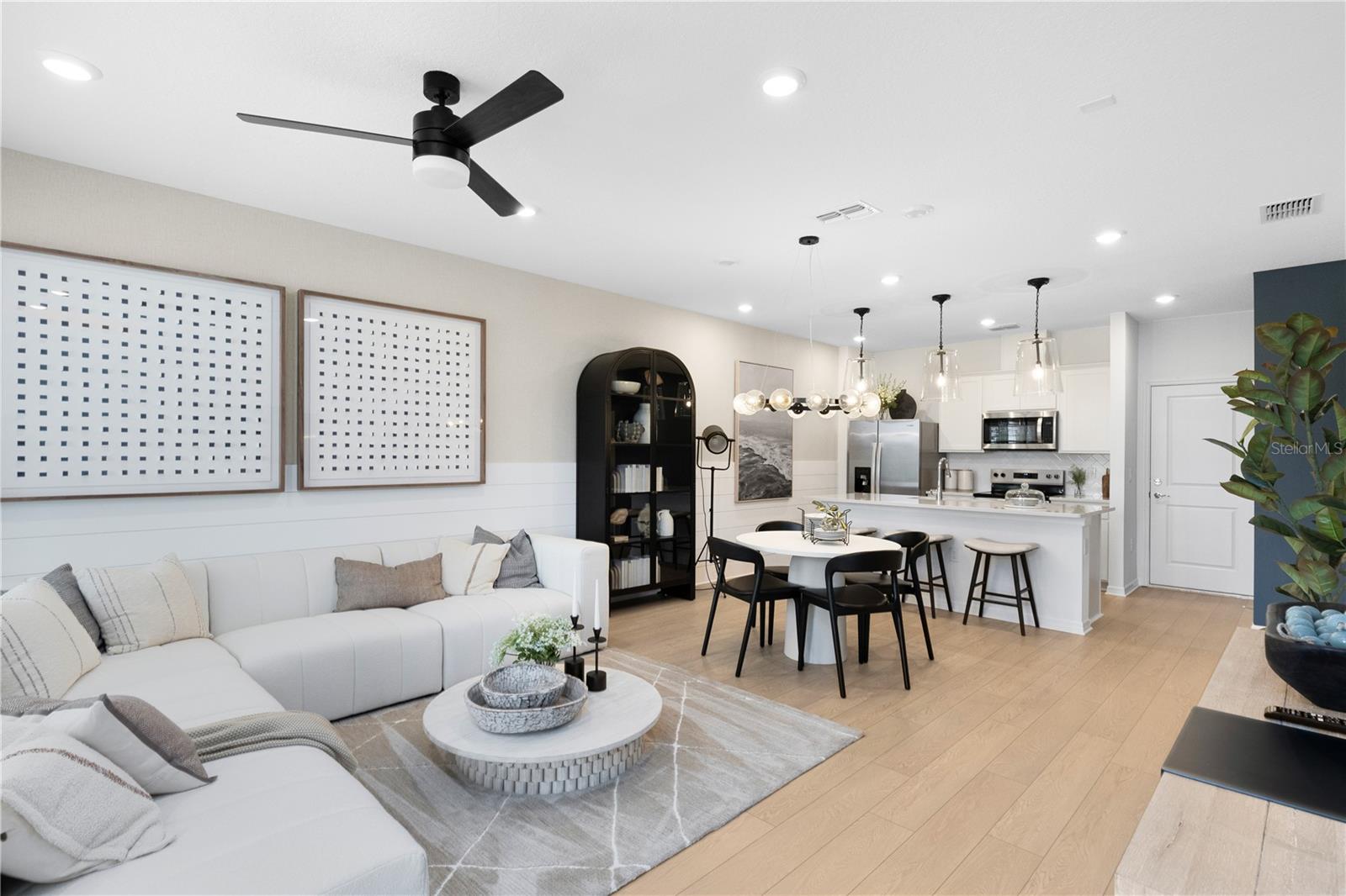 Image 11 of 24 For 2275 Southbury Drive