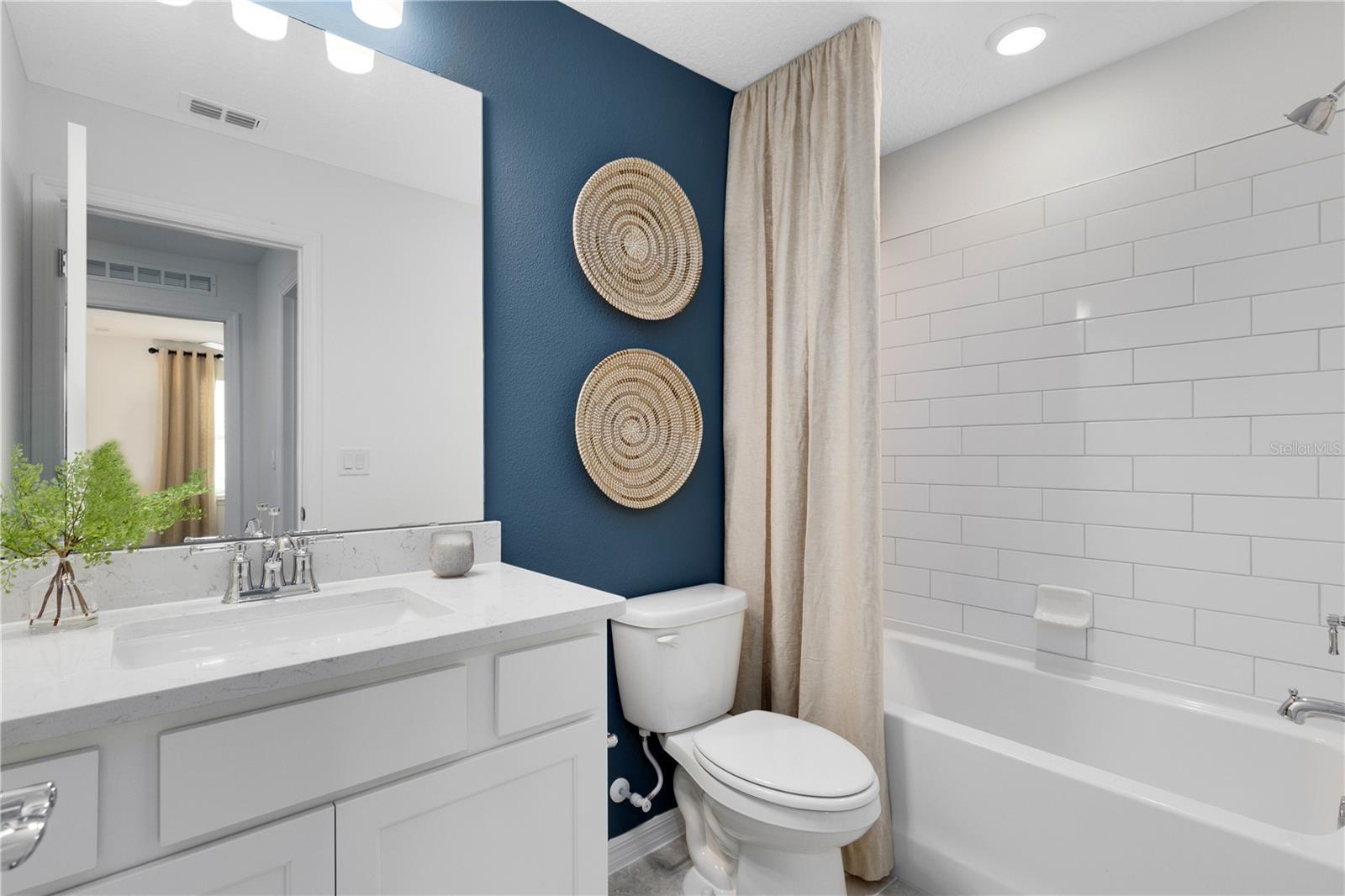 Image 21 of 24 For 2275 Southbury Drive