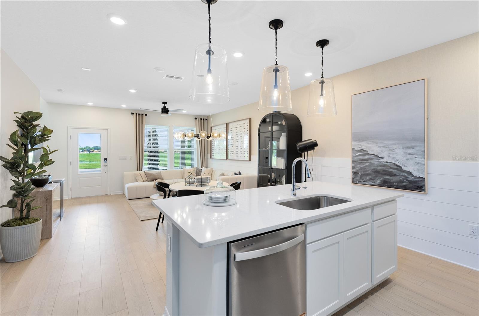 Image 3 of 24 For 2275 Southbury Drive