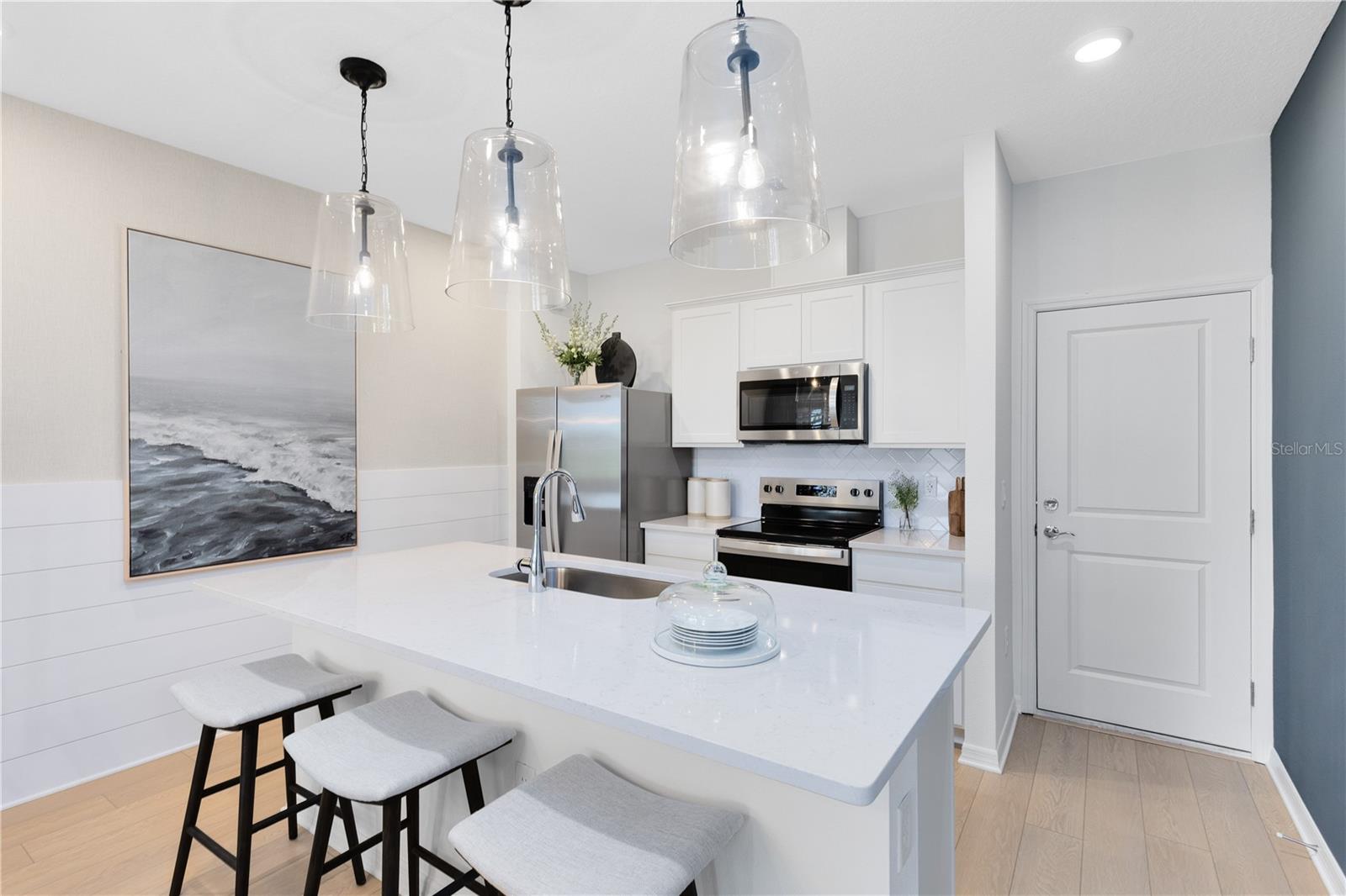 Image 6 of 24 For 2275 Southbury Drive