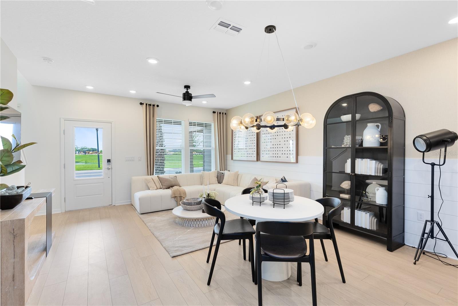 Image 8 of 24 For 2275 Southbury Drive