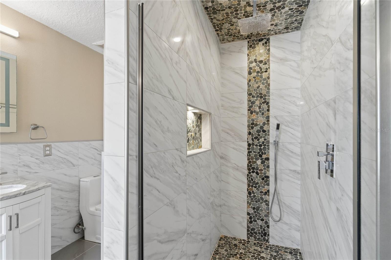 Image 35 of 65 For 13537 Eyas Road