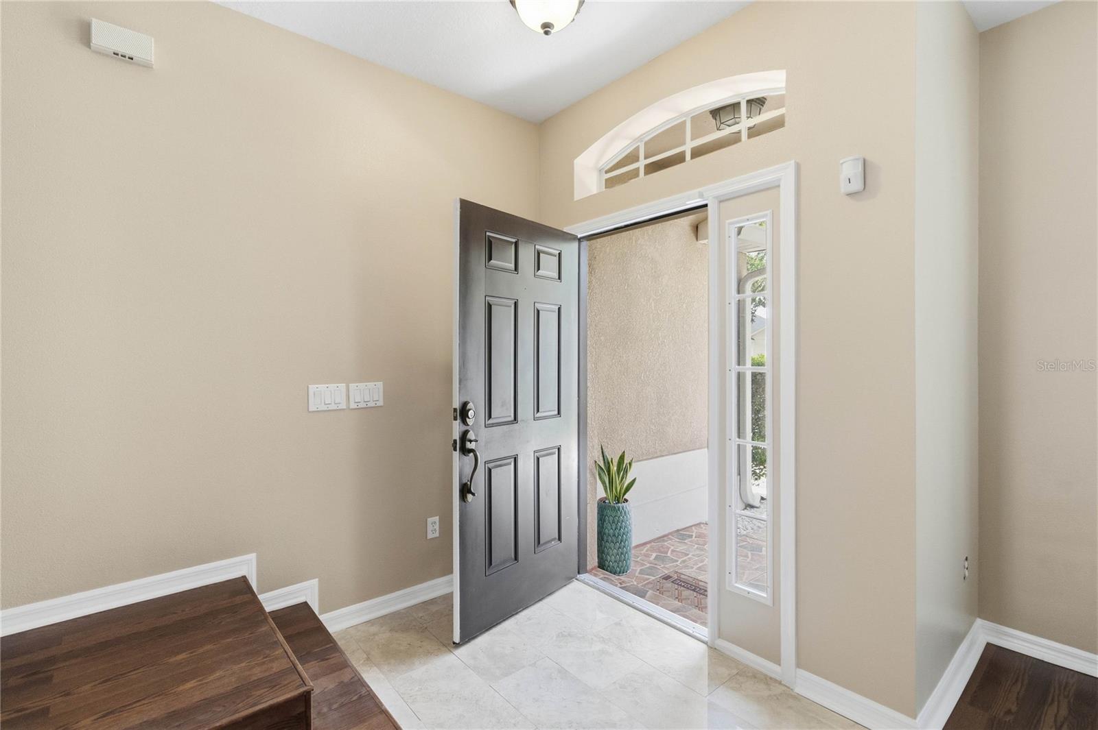 Image 7 of 65 For 13537 Eyas Road