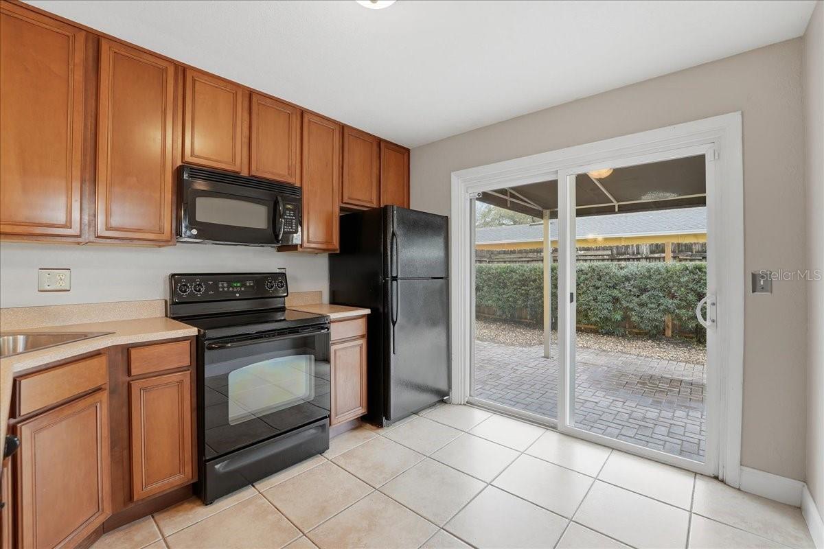 Image 6 of 14 For 3154 Bumby Avenue C1