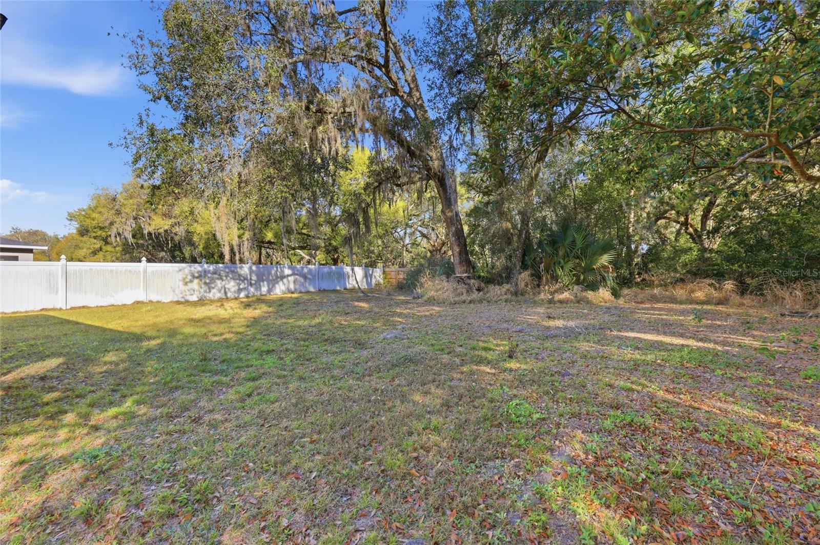 Image 18 of 19 For 7327 Holly Creek Road