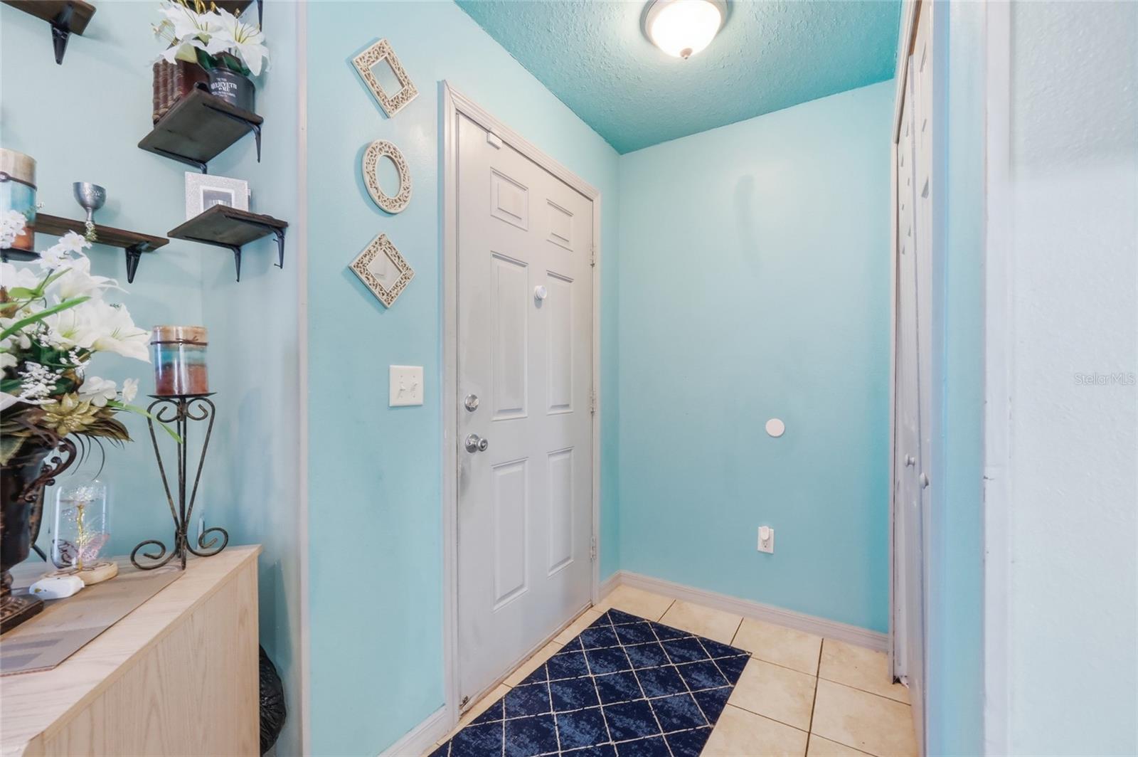 Image 3 of 19 For 7327 Holly Creek Road