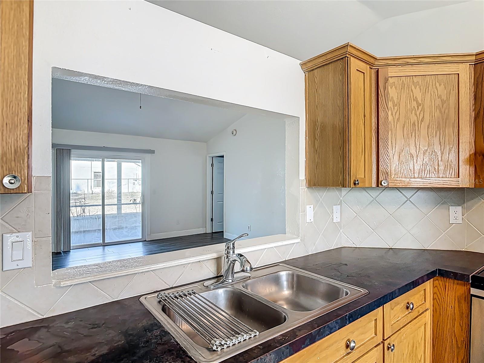 Image 18 of 54 For 1763 Hillandale Avenue