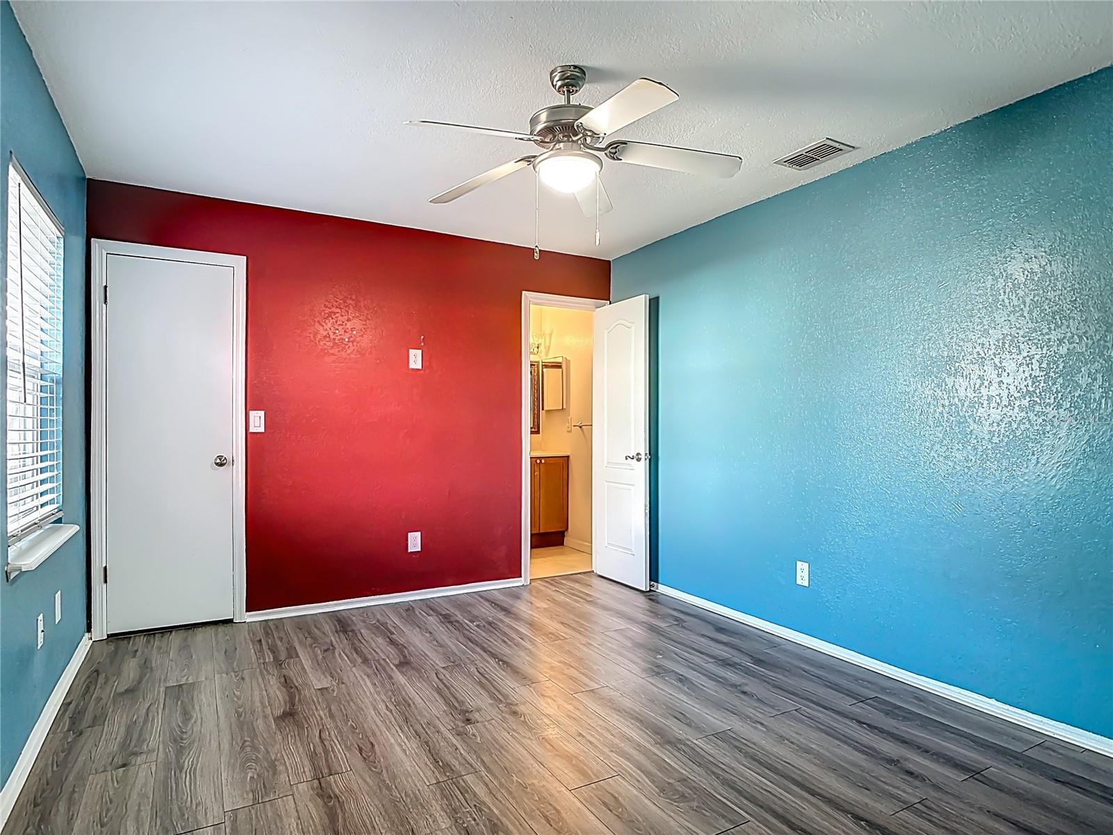 Image 31 of 54 For 1763 Hillandale Avenue