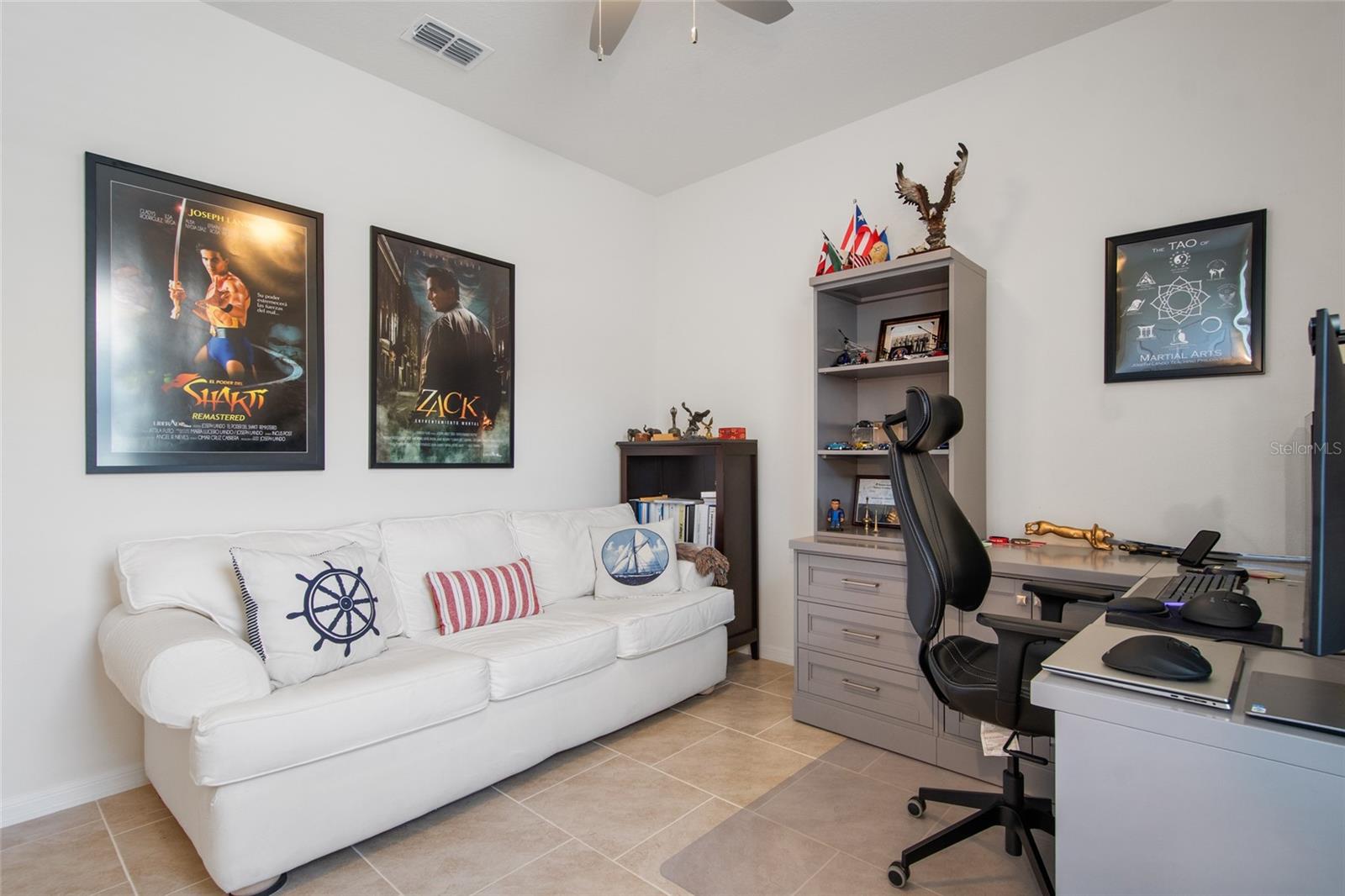 Image 25 of 62 For 2033 Rankin Street