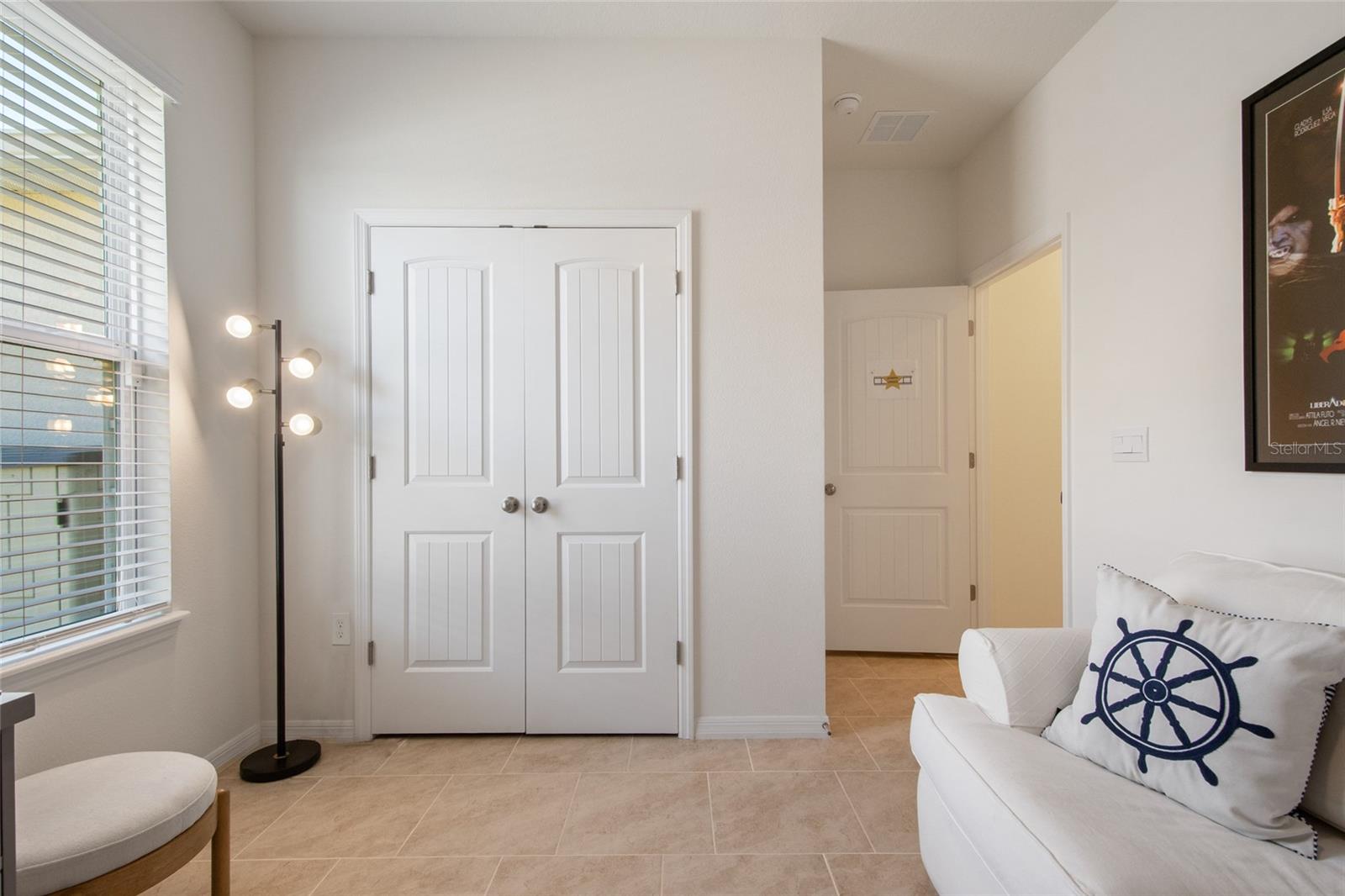 Image 26 of 62 For 2033 Rankin Street