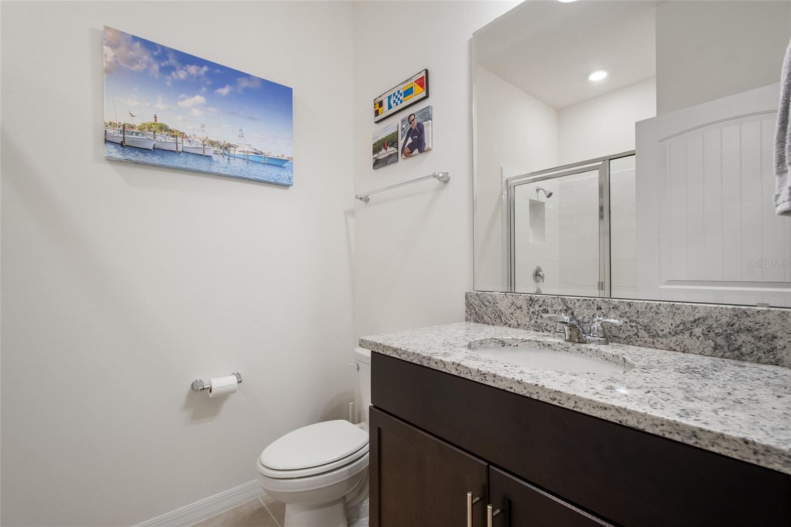 Image 27 of 62 For 2033 Rankin Street