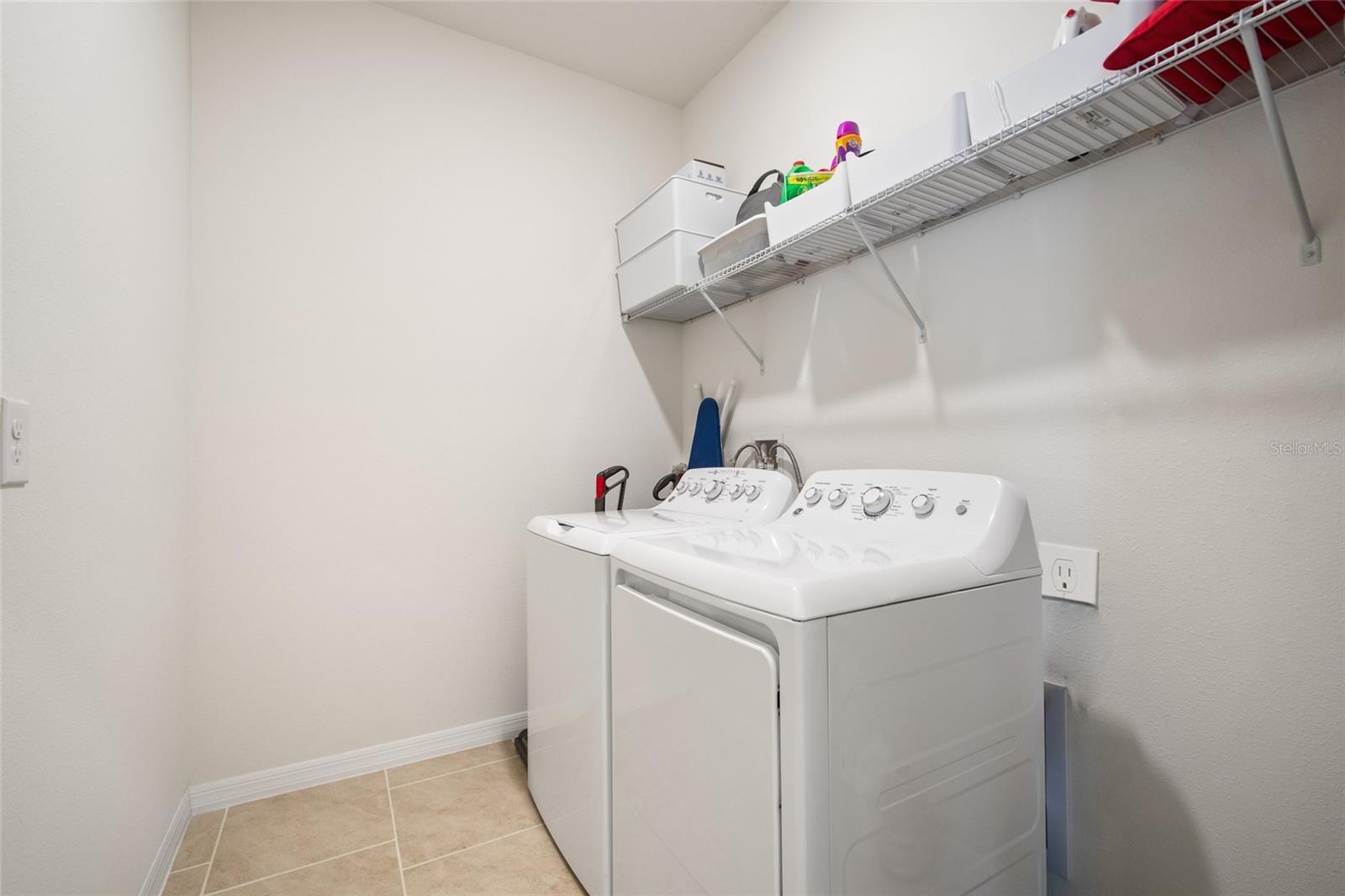 Image 33 of 62 For 2033 Rankin Street