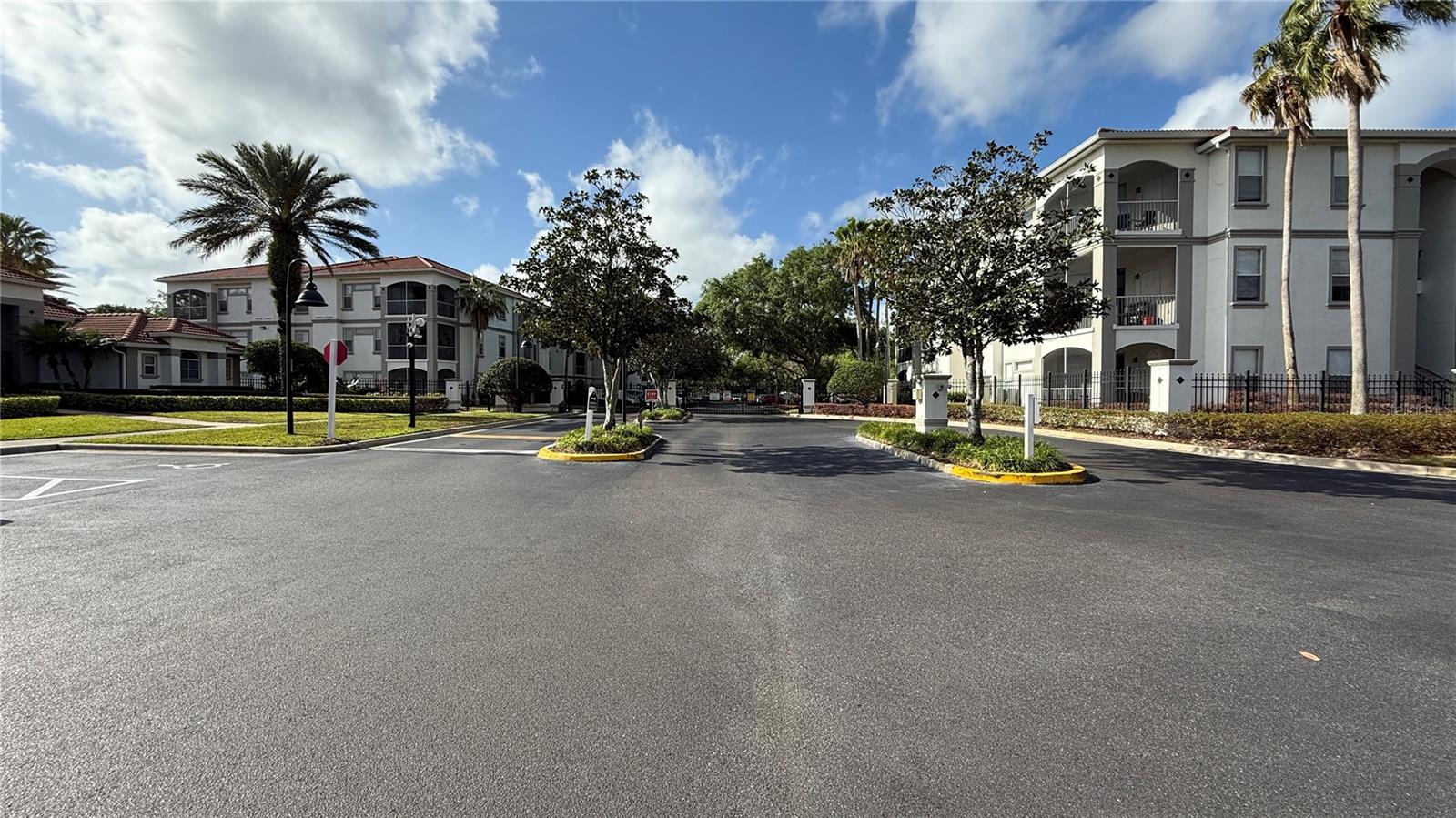 Image 25 of 27 For 2705 Maitland Crossing Way 306