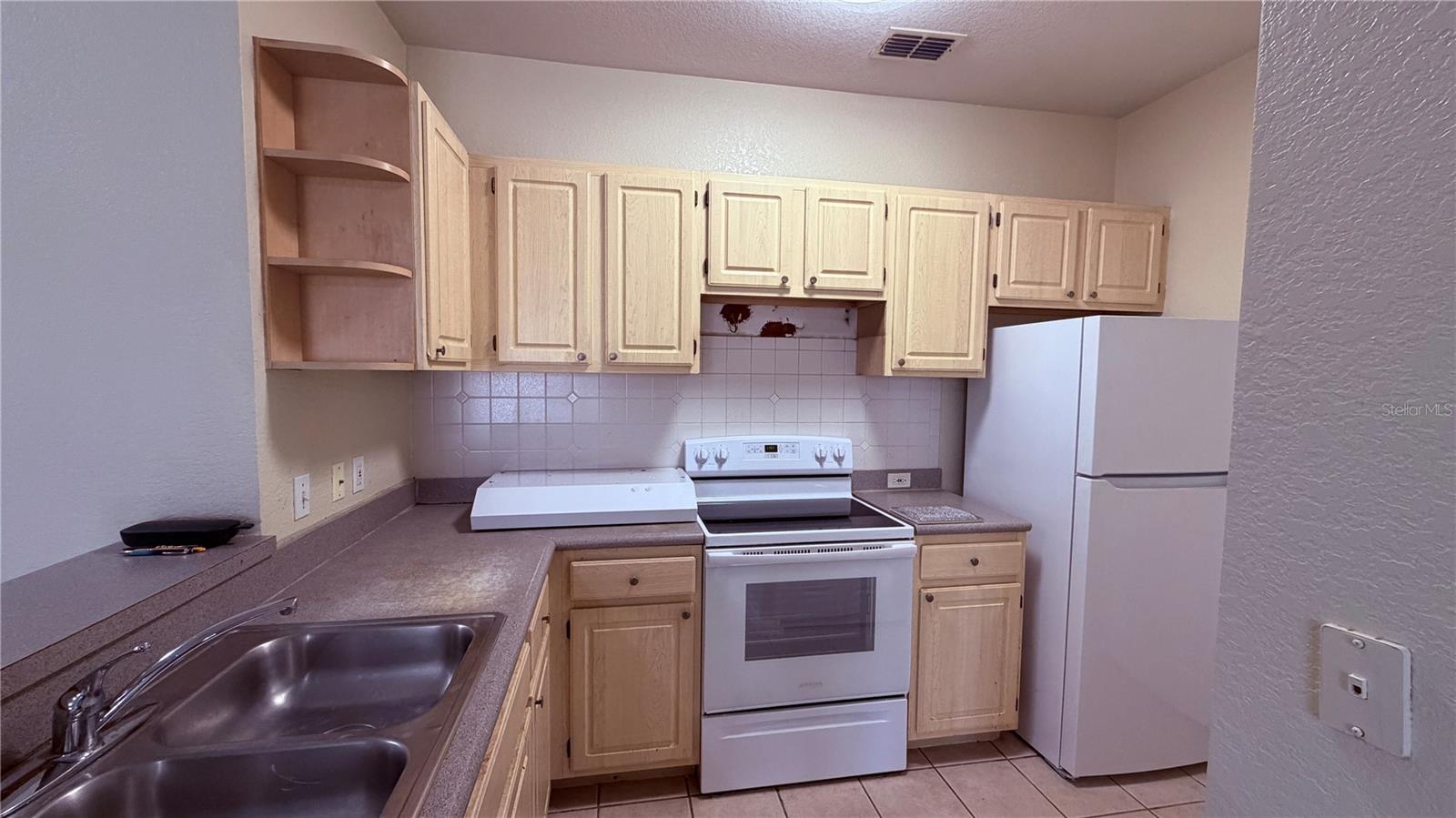 Image 9 of 27 For 2705 Maitland Crossing Way 306