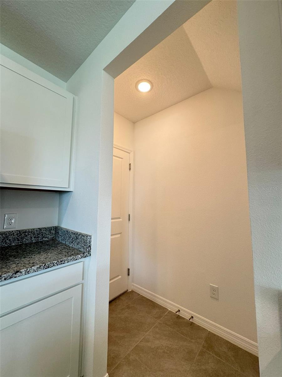 Image 13 of 32 For 15146 Windflower Alley