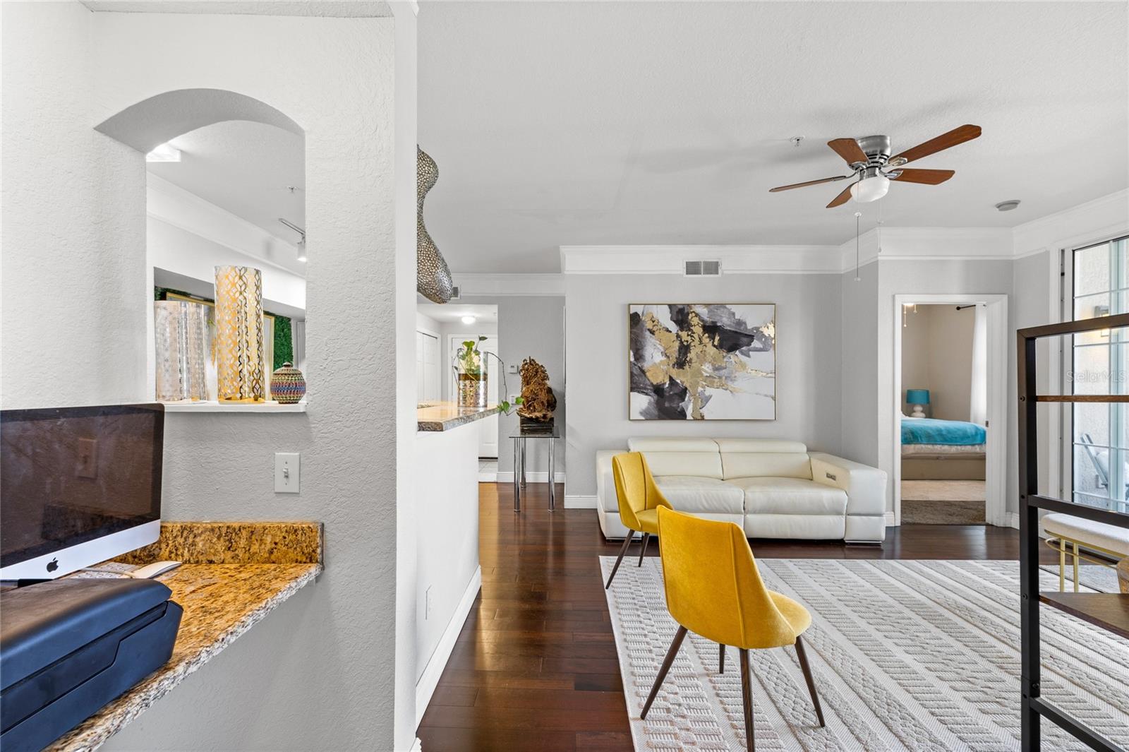 Image 16 of 41 For 3480 Soho Street 201