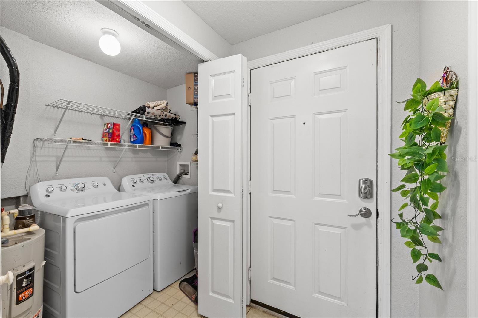 Image 17 of 41 For 3480 Soho Street 201