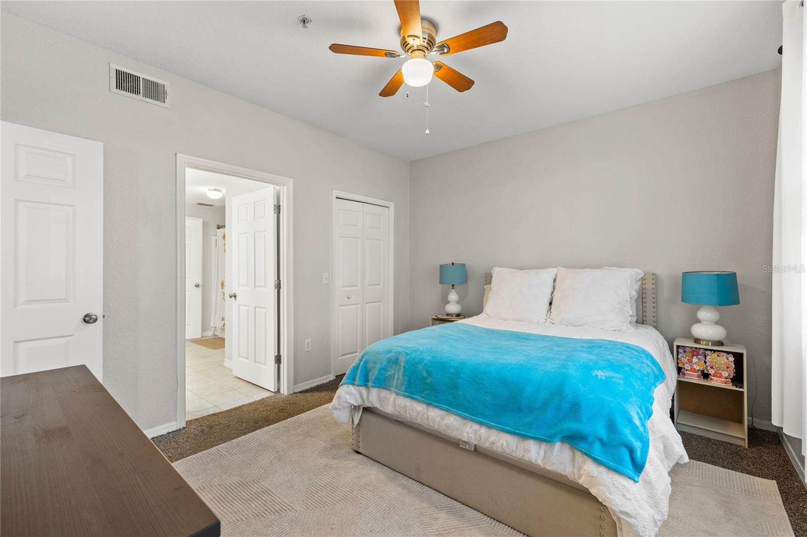 Image 5 of 41 For 3480 Soho Street 201