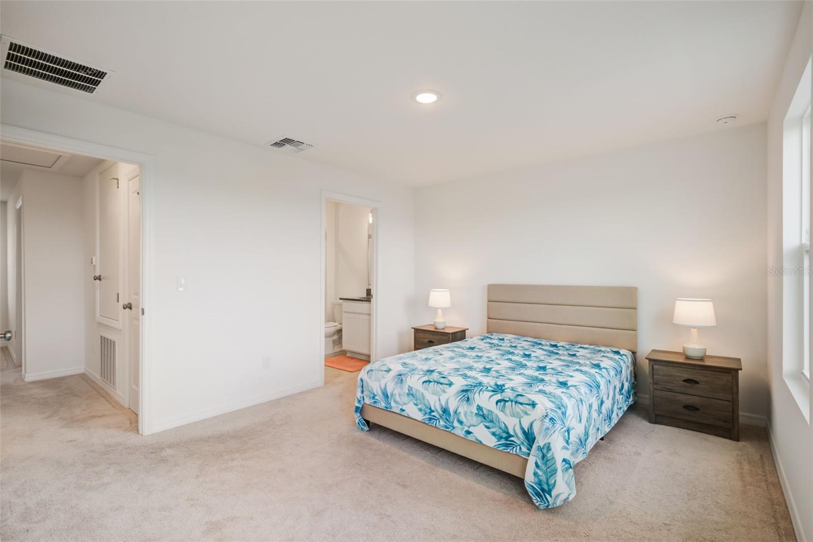 Image 12 of 30 For 15098 Windflower Alley