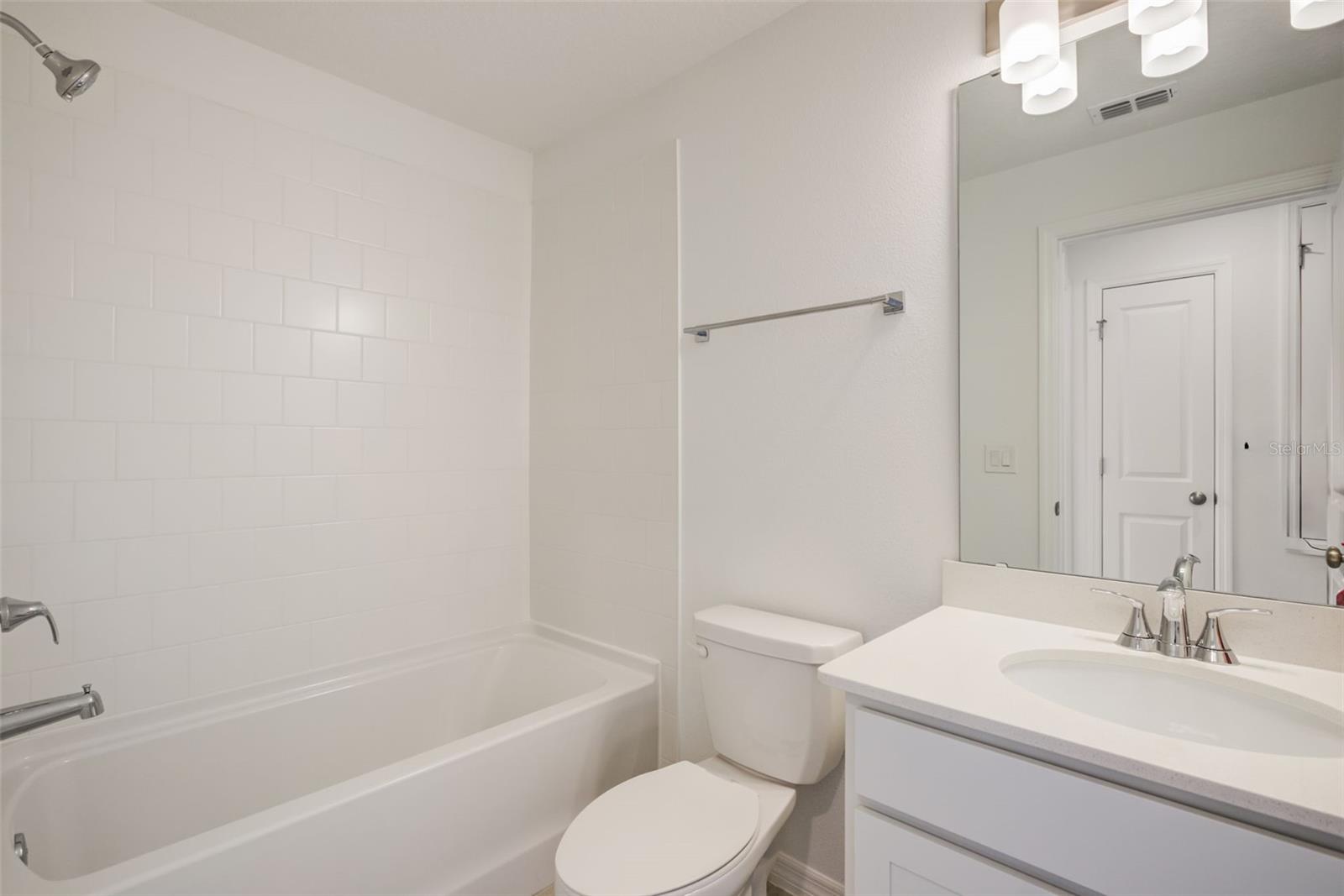 Image 18 of 30 For 15098 Windflower Alley