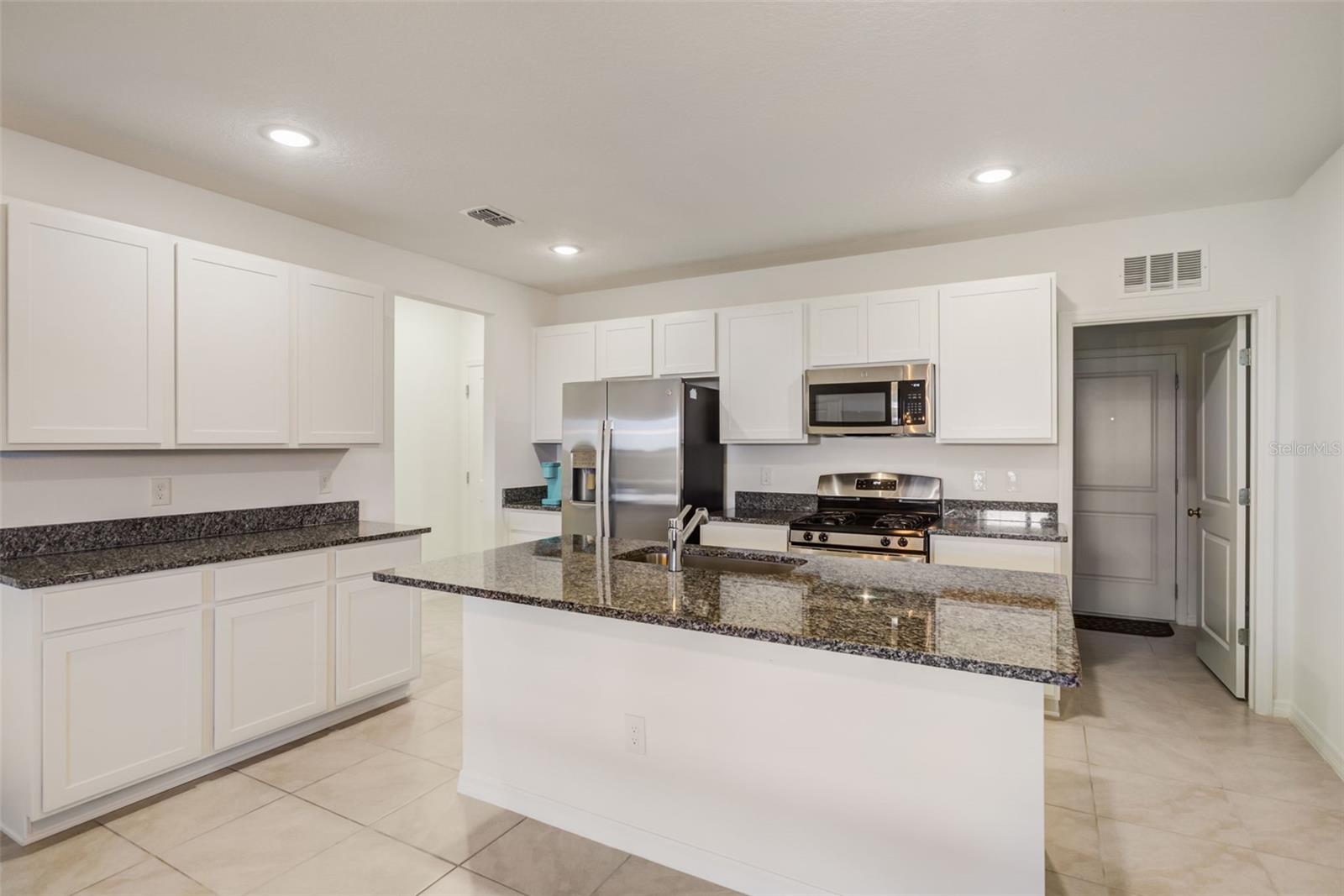 Image 8 of 30 For 15098 Windflower Alley