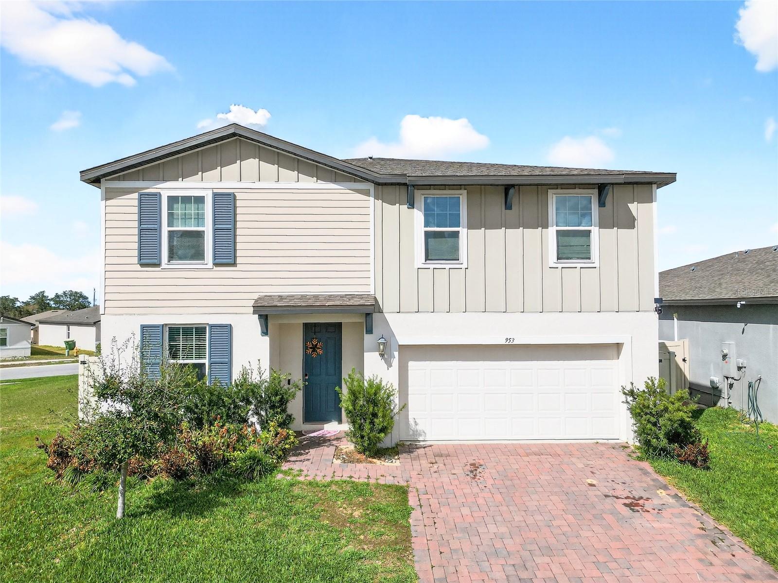 Image 2 of 62 For 953 Cambridge Drive