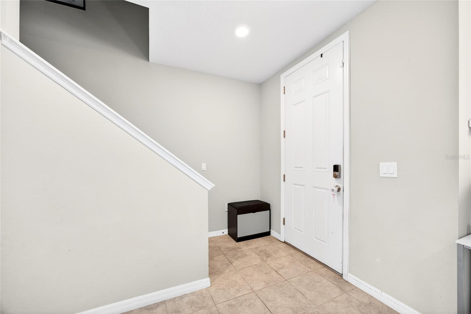 Image 46 of 62 For 953 Cambridge Drive