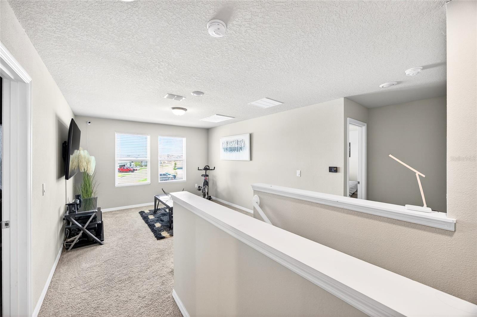 Image 49 of 62 For 953 Cambridge Drive