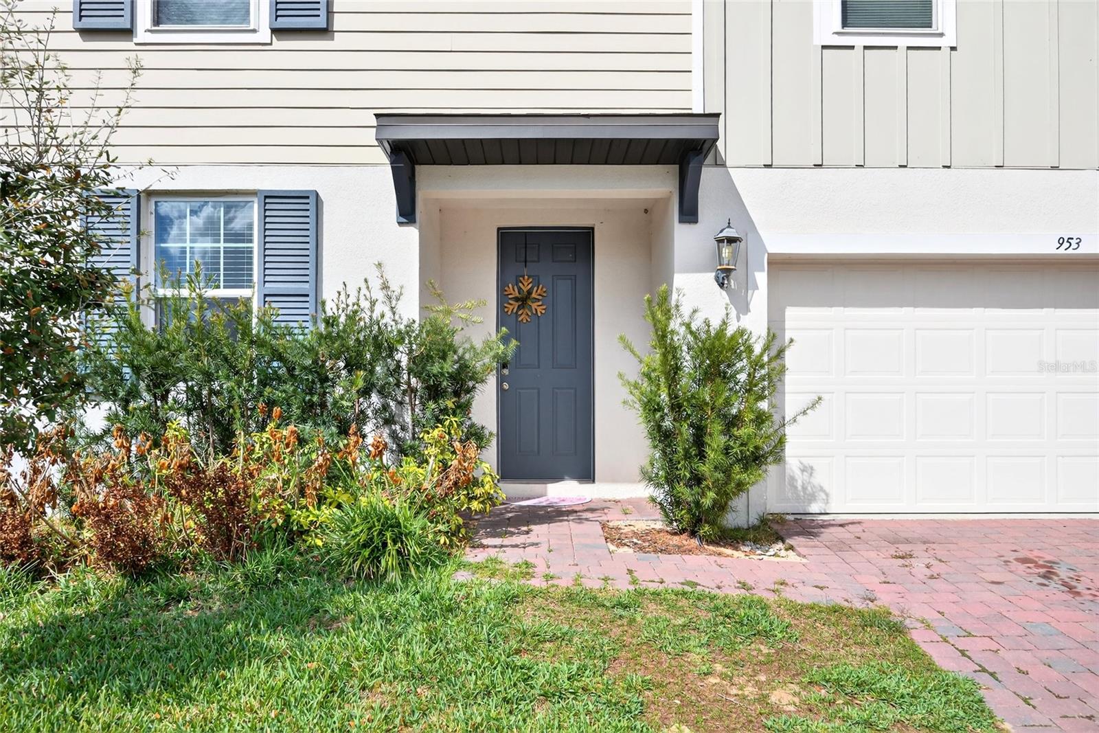 Image 5 of 62 For 953 Cambridge Drive