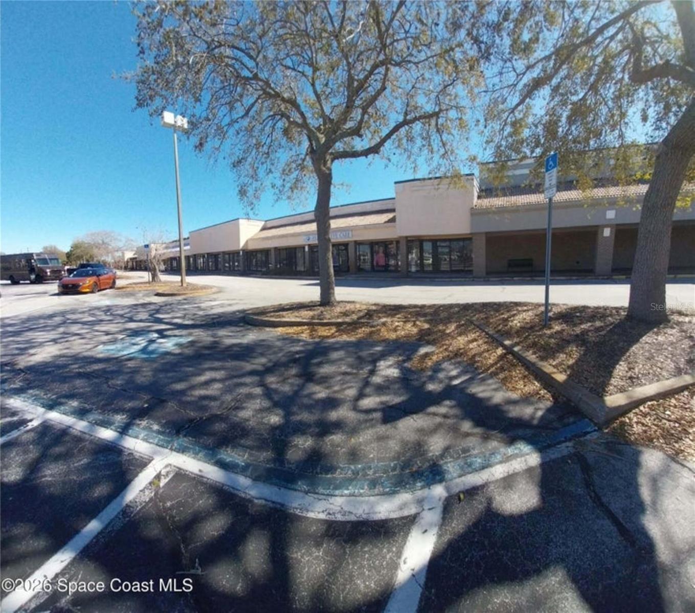 Image 6 of 6 For 1889 Knox Mcrae Drive 18