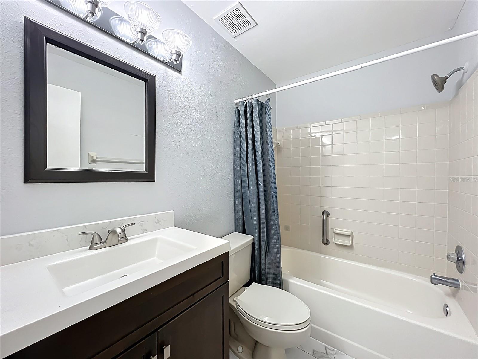 Image 16 of 32 For 4800 Semoran Boulevard 106