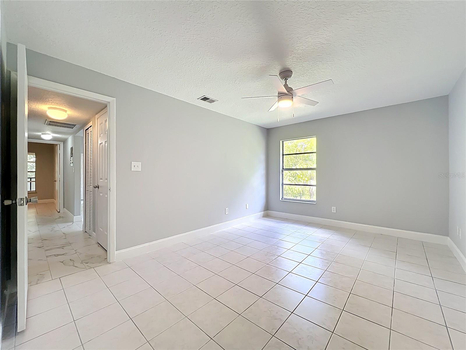 Image 18 of 32 For 4800 Semoran Boulevard 106