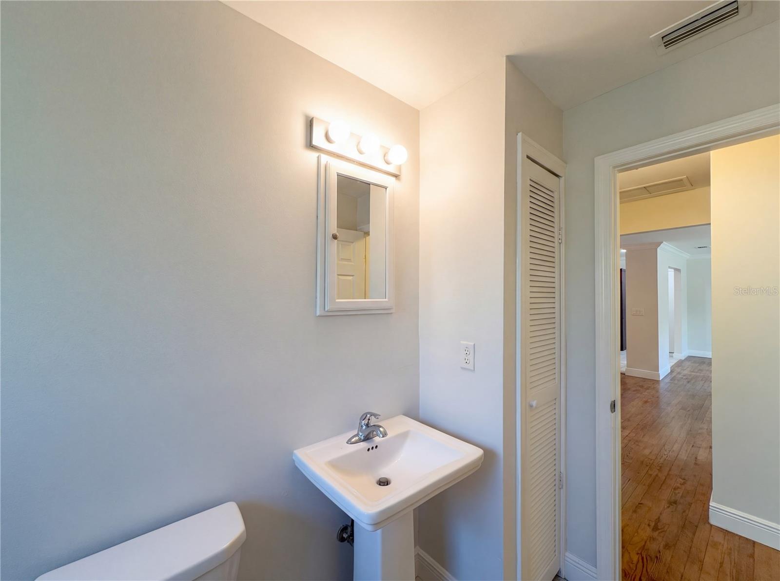 Image 15 of 20 For 520 Sumner Avenue