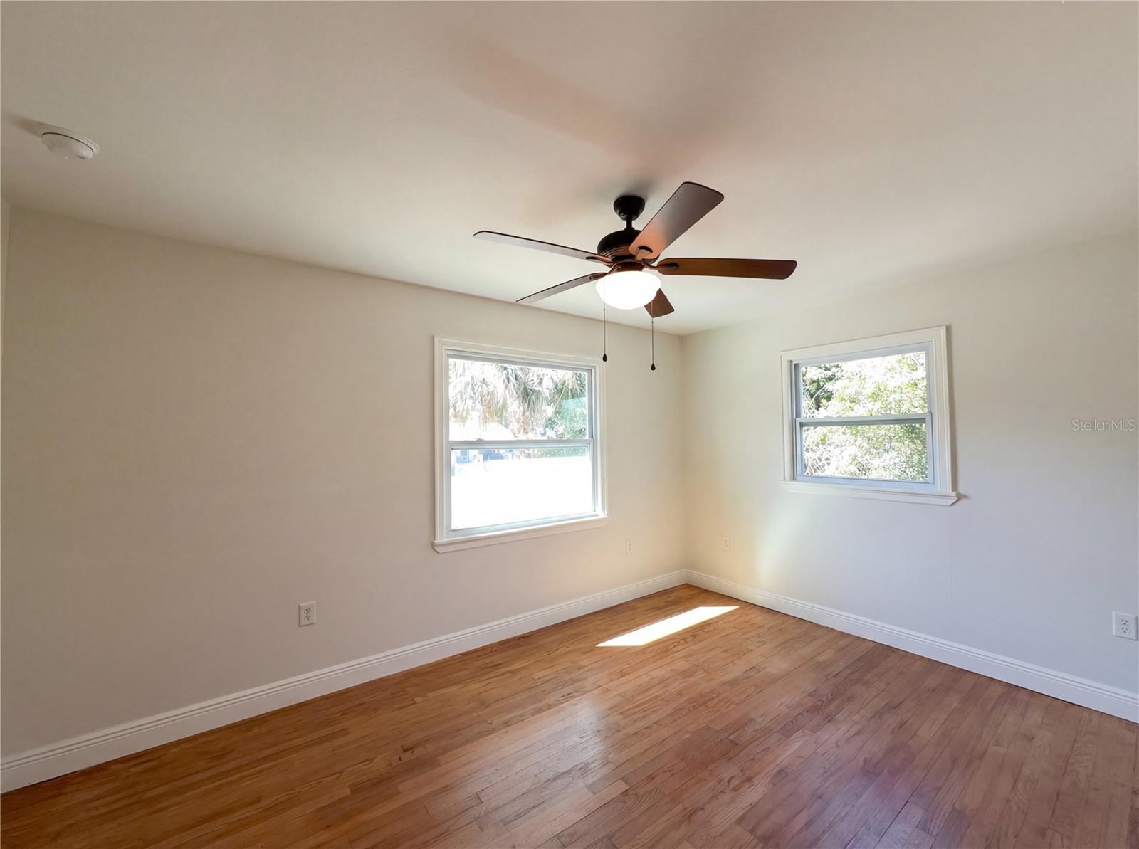 Image 16 of 20 For 520 Sumner Avenue