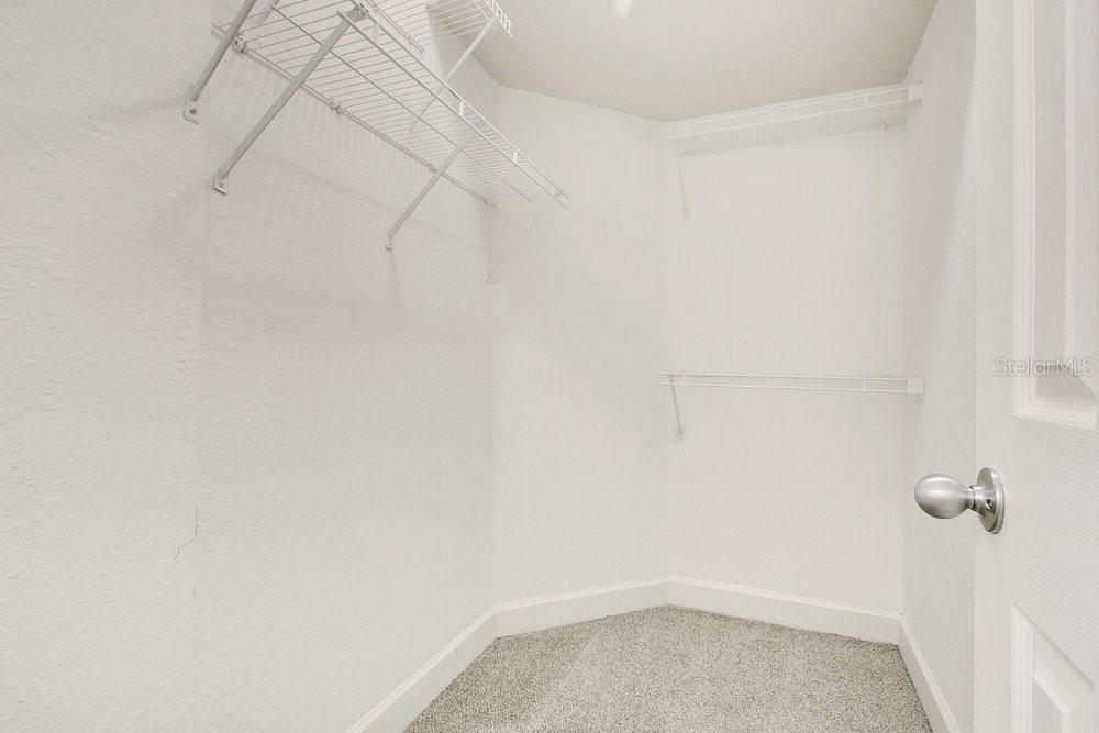 Image 25 of 39 For 202 South Street 1049