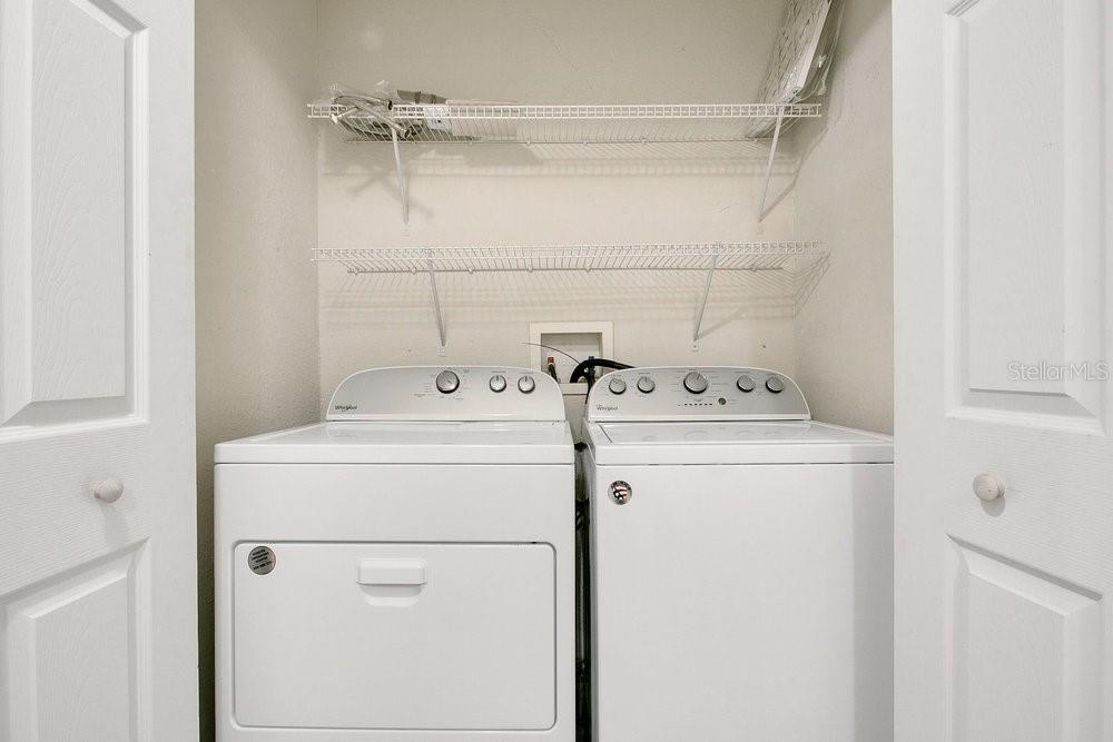 Image 27 of 39 For 202 South Street 1049