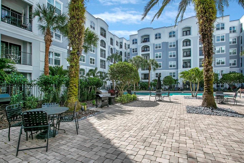 Image 29 of 39 For 202 South Street 1049