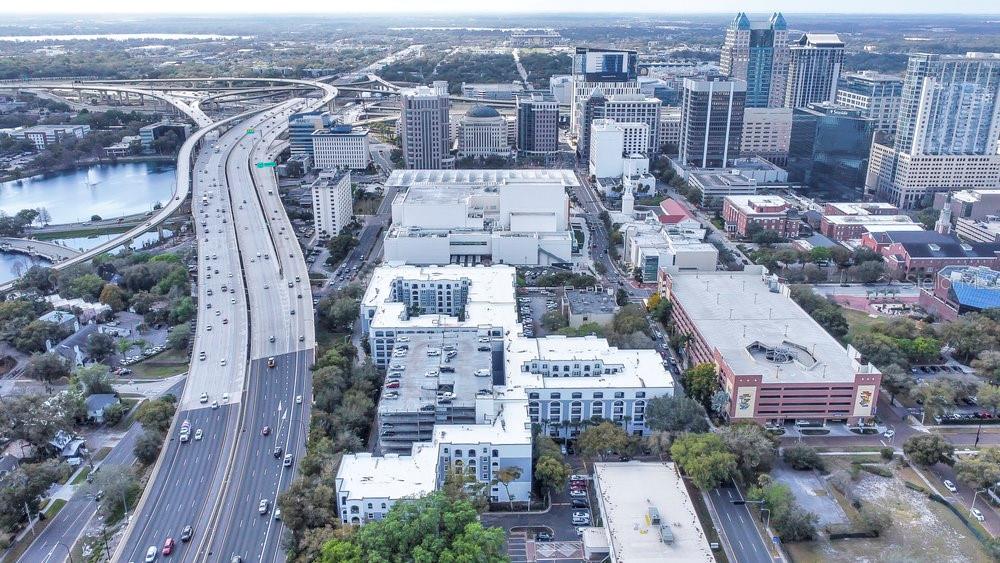 Image 33 of 39 For 202 South Street 1049