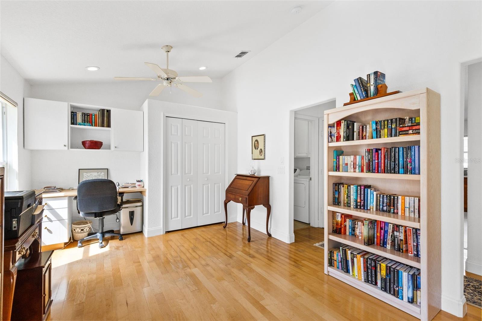 Image 17 of 26 For 936 Torrey Pine Drive