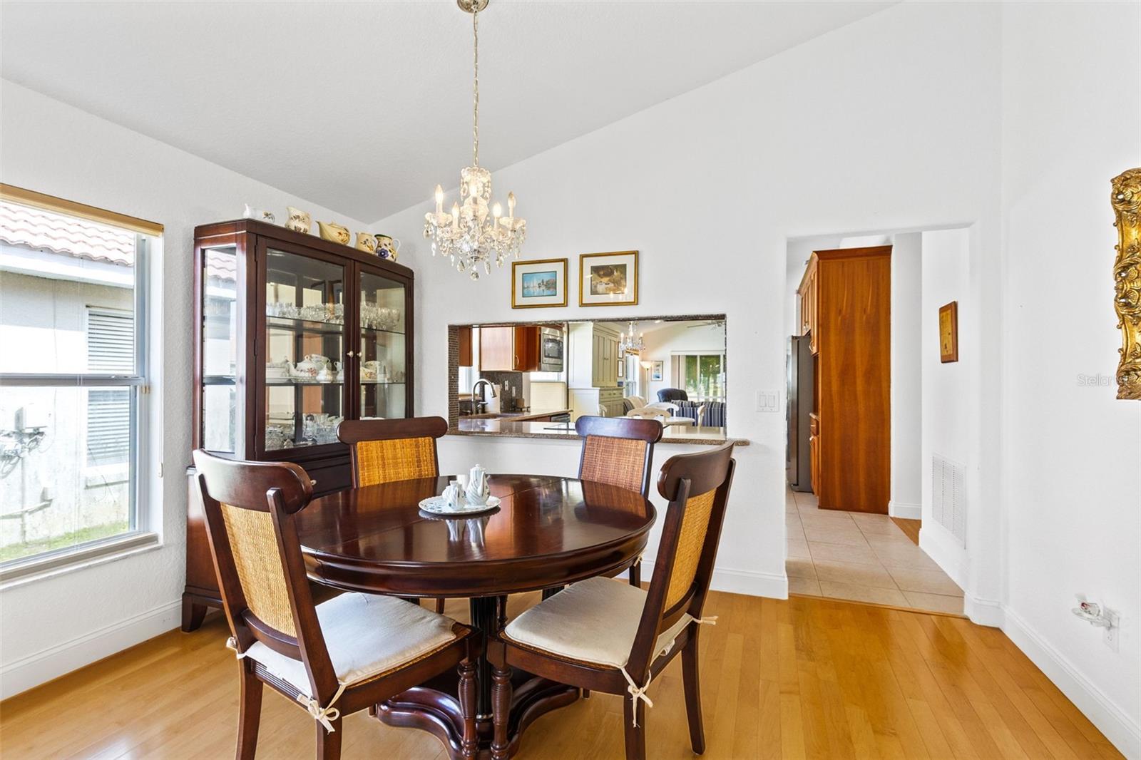 Image 4 of 26 For 936 Torrey Pine Drive