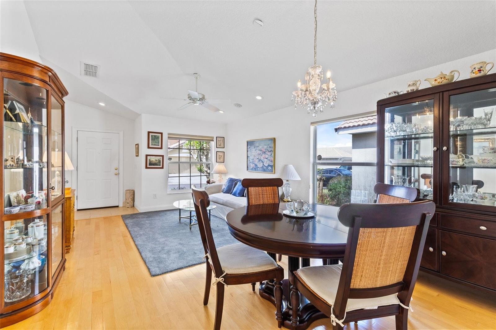 Image 5 of 26 For 936 Torrey Pine Drive