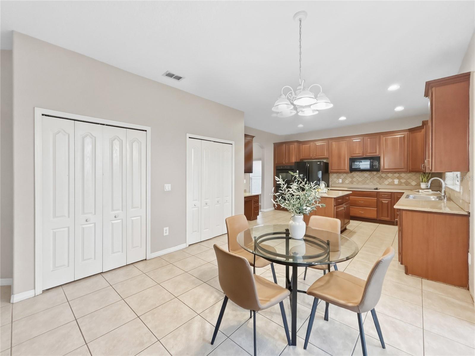 Image 16 of 49 For 14689 Brunswood Way