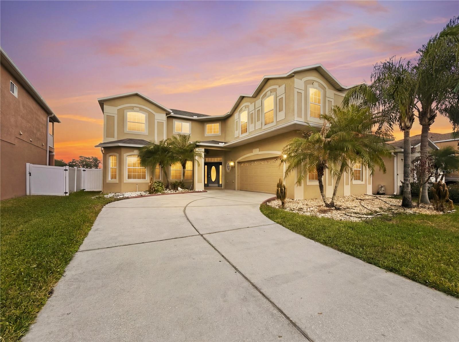 Image 2 of 49 For 14689 Brunswood Way