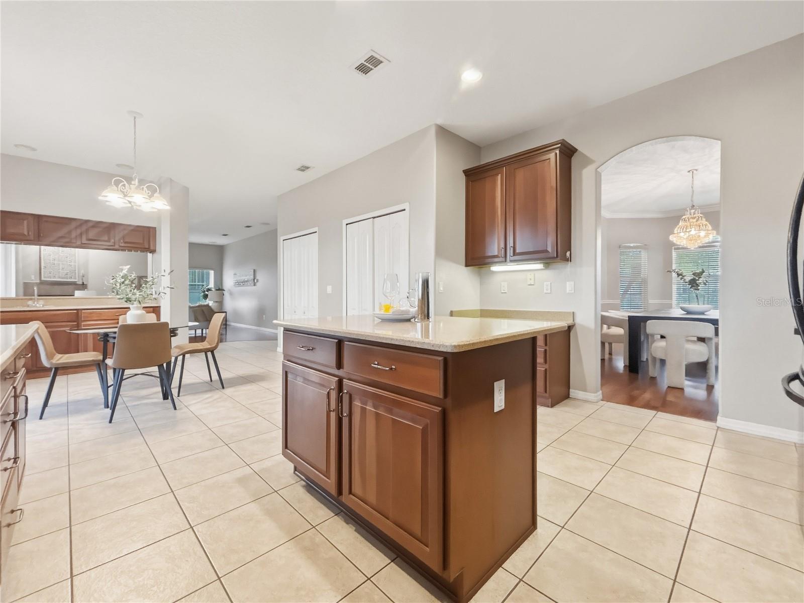 Image 24 of 49 For 14689 Brunswood Way