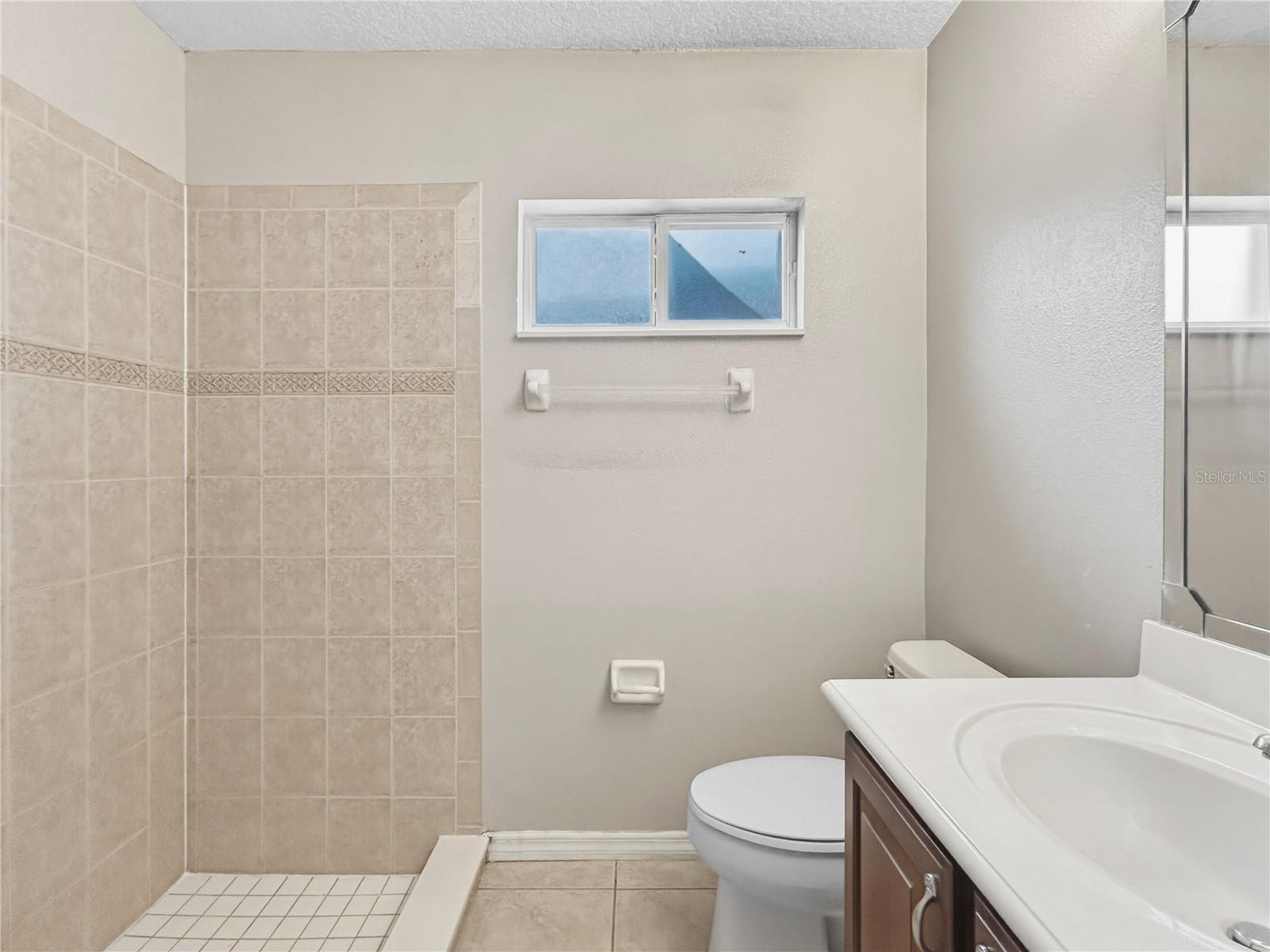 Image 42 of 49 For 14689 Brunswood Way