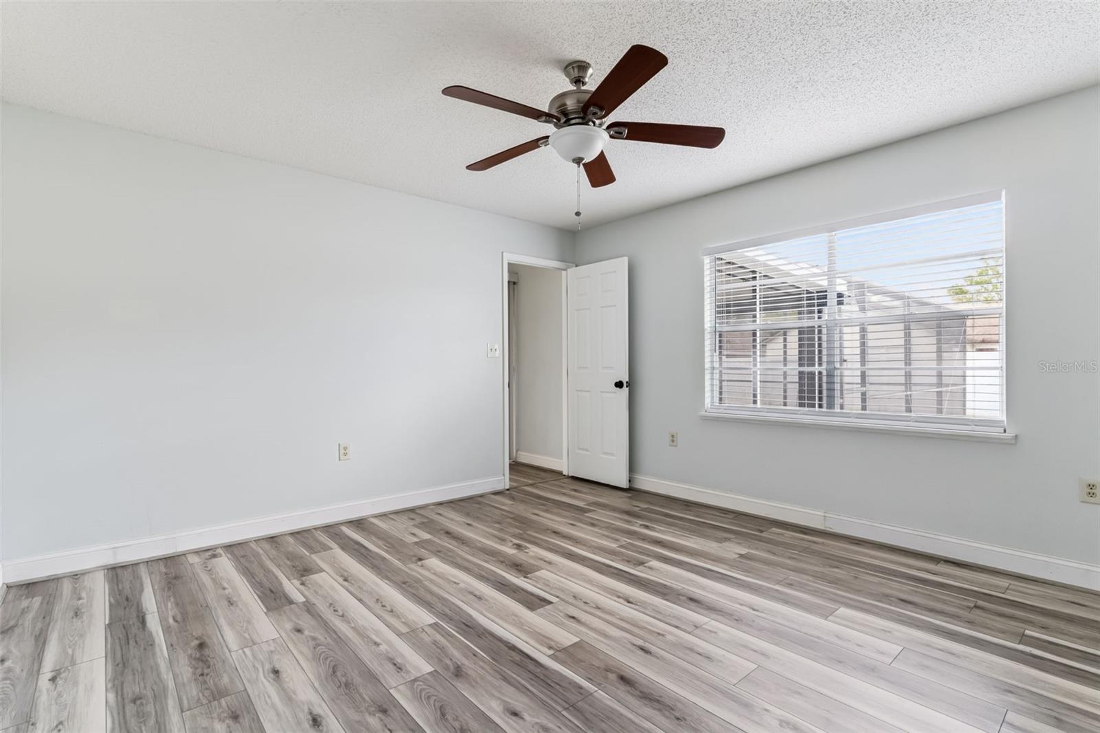 Image 26 of 37 For 1054 Seminole Creek Drive