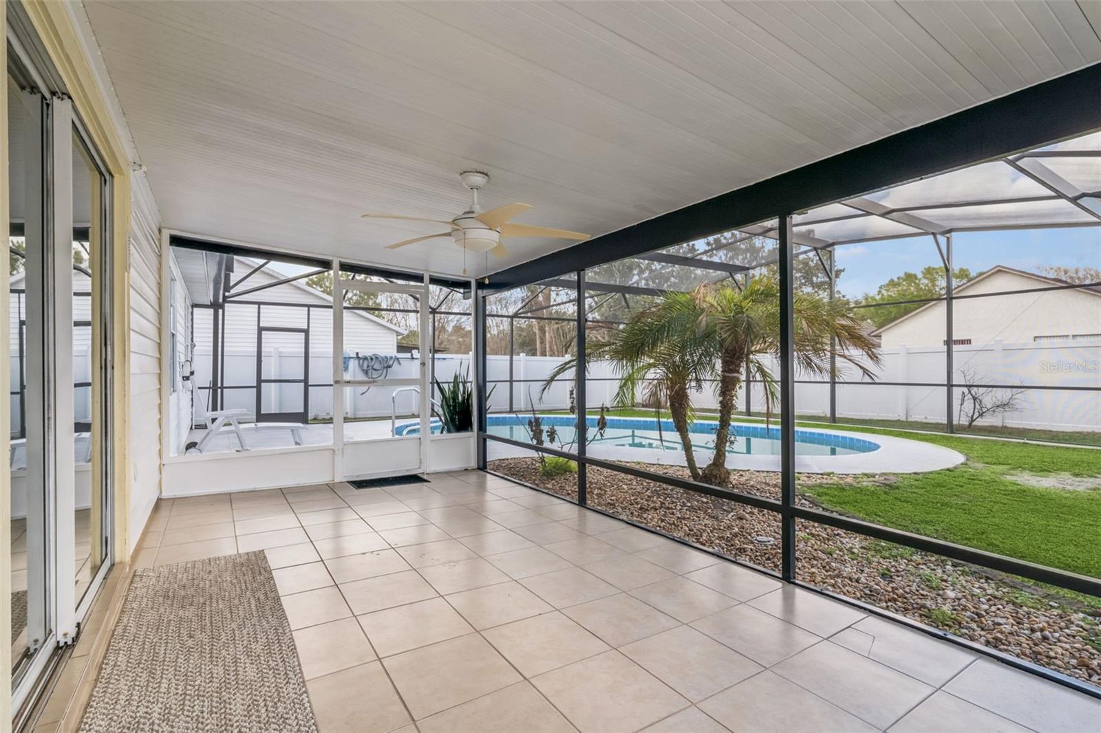 Image 30 of 37 For 1054 Seminole Creek Drive