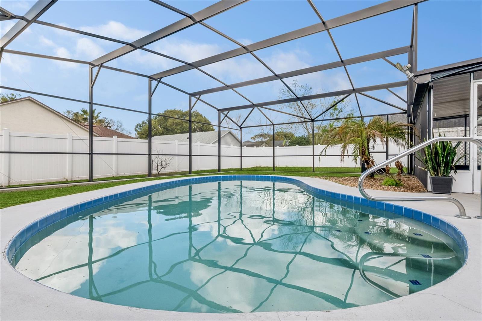 Image 31 of 37 For 1054 Seminole Creek Drive