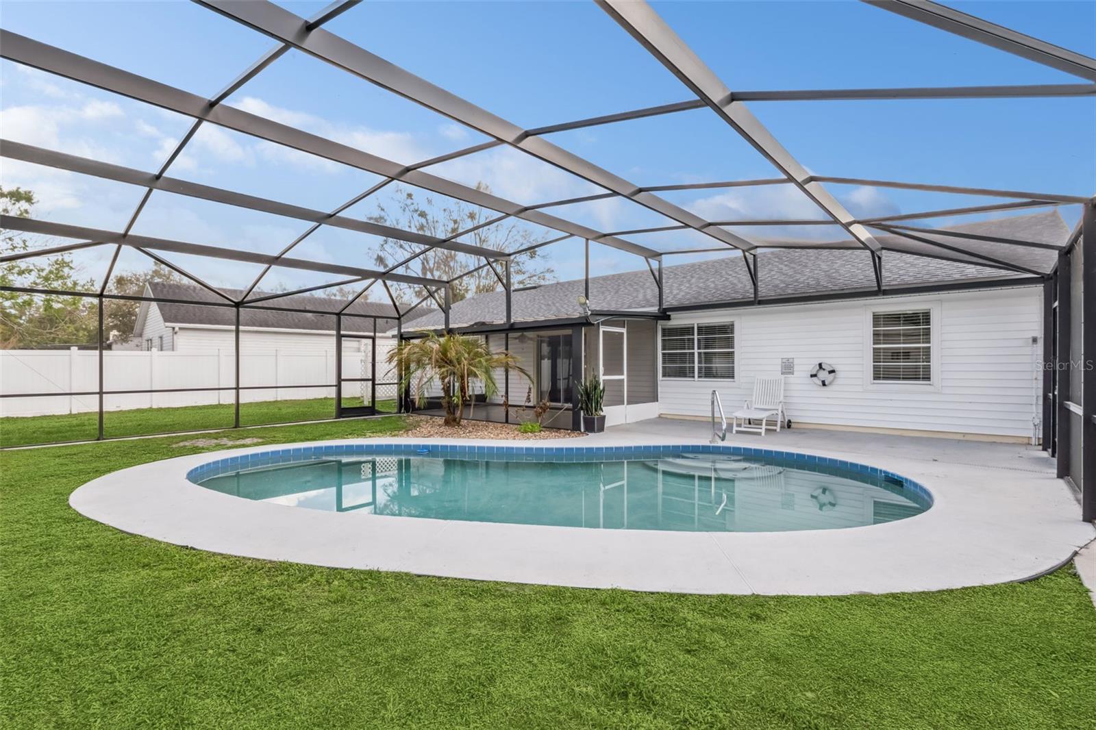 Image 33 of 37 For 1054 Seminole Creek Drive